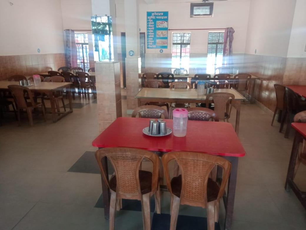 Vamoose Srishty Choice Apartment Rudraprayag Bagian luar foto