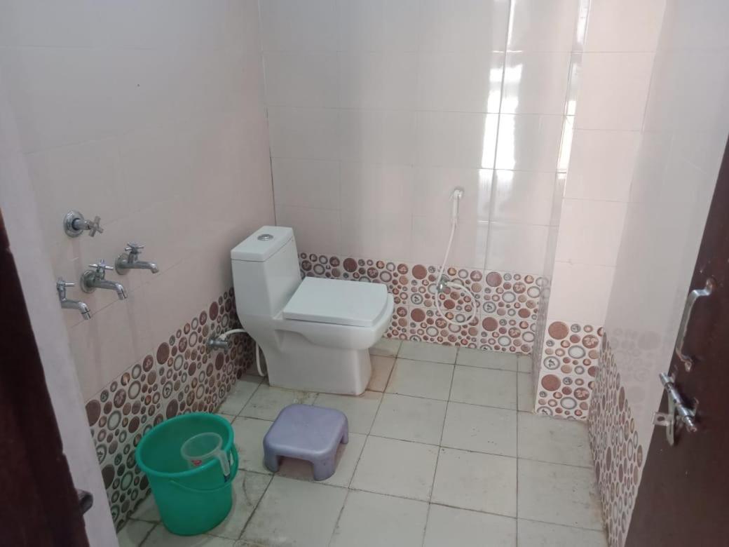 Vamoose Srishty Choice Apartment Rudraprayag Bagian luar foto